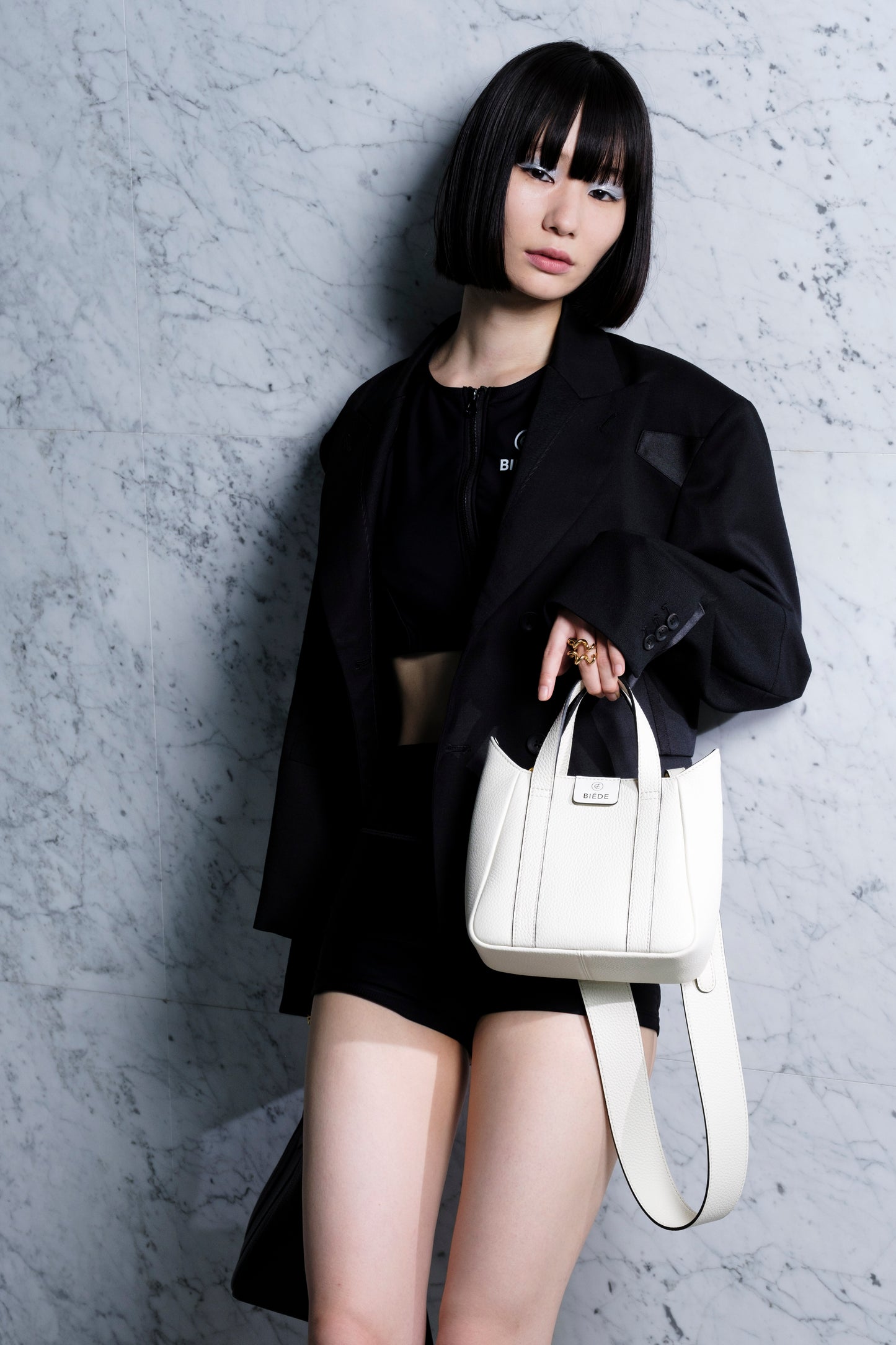 BIÉDE(ビエダ)公式ストア通販 - ELEMENT 23《NEKO》WHITE - BAG / ELEMENT 24《KIKA》JACKET ジャケット 服