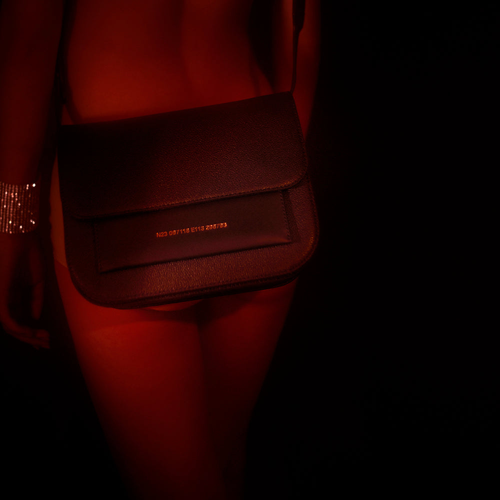 BIÉDE(ビエダ)公式ストア通販 - ELEMENT 04《MIRROR》BLACK EDGE