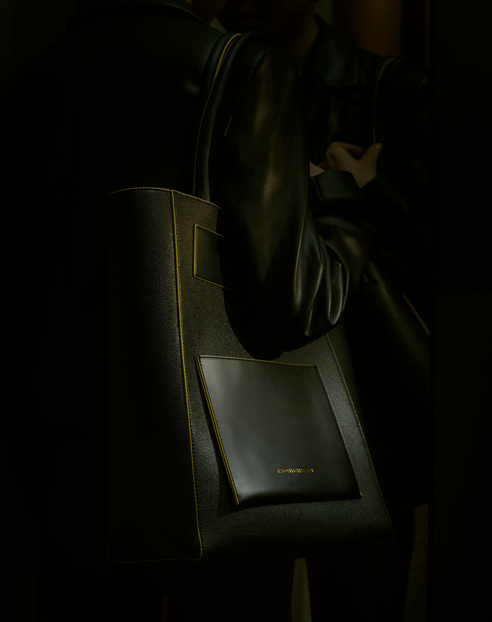 BIÉDE(ビエダ)公式ストア通販 - ELEMENT 06《SCORE》BLACK EDGE パソコン macbook トートバッグ quentin shih クエンティン・シー 时晓凡