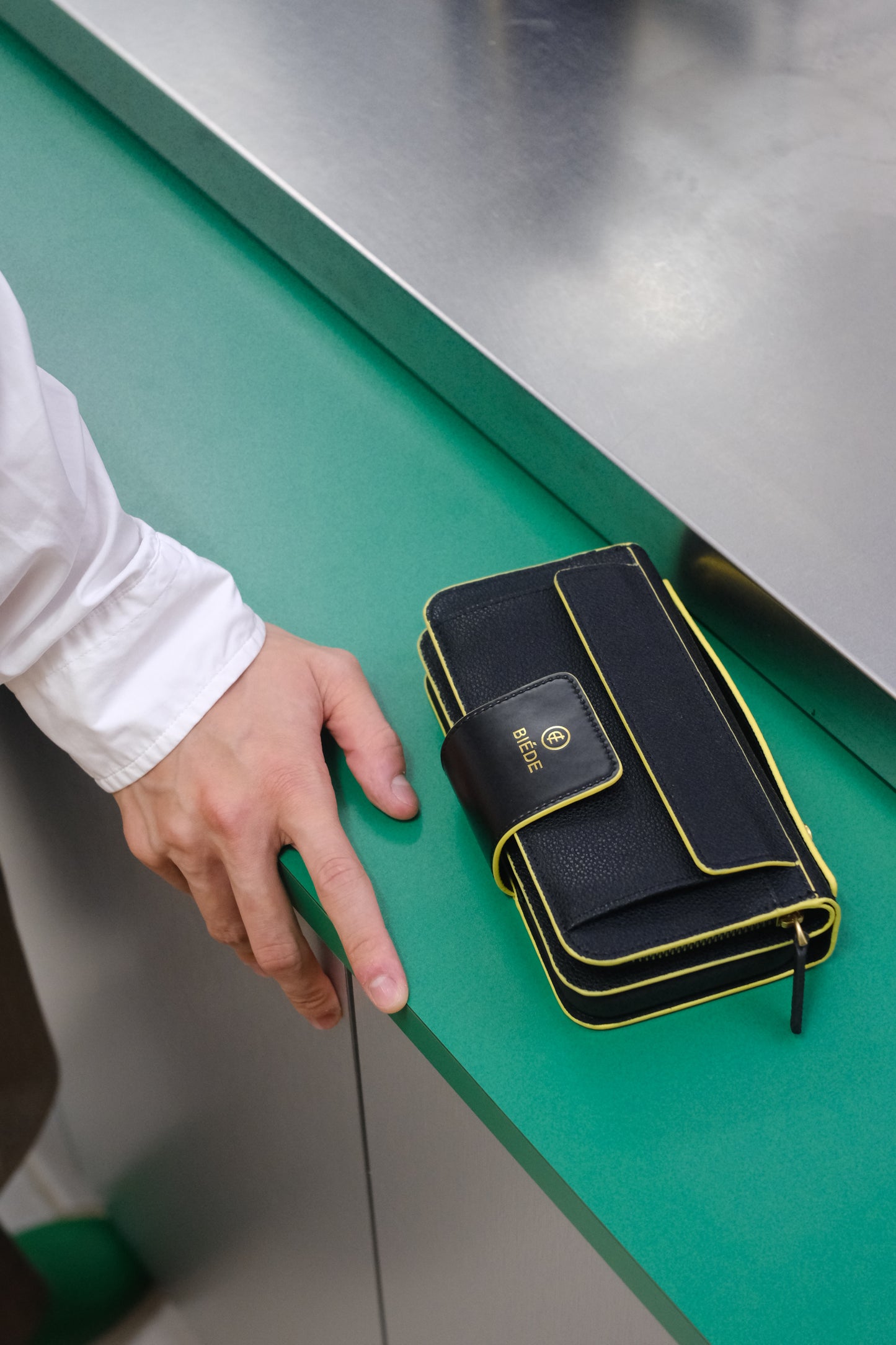 ELEMENT 30《DIALOGUE》YELLOW EDGE - iPhone case
