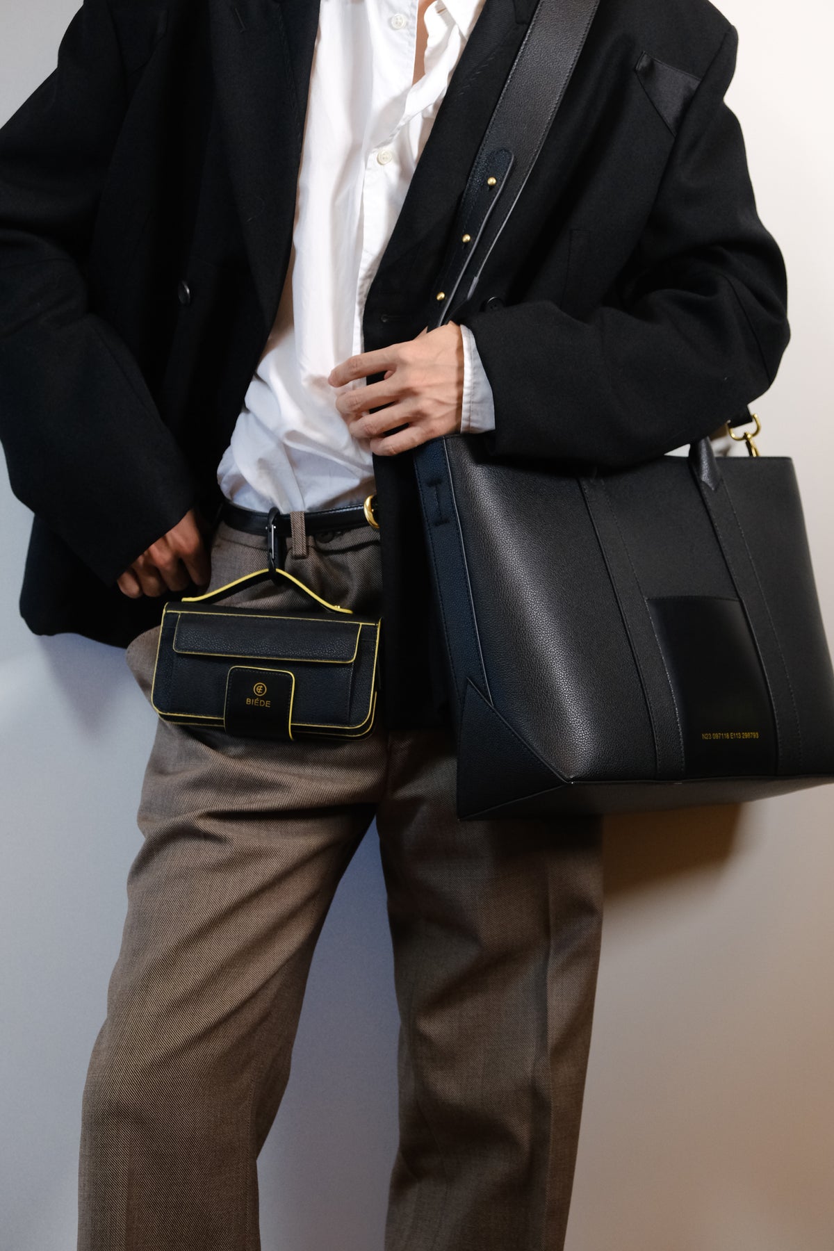 ELEMENT 19《LOUNGE》BLACK EDGE