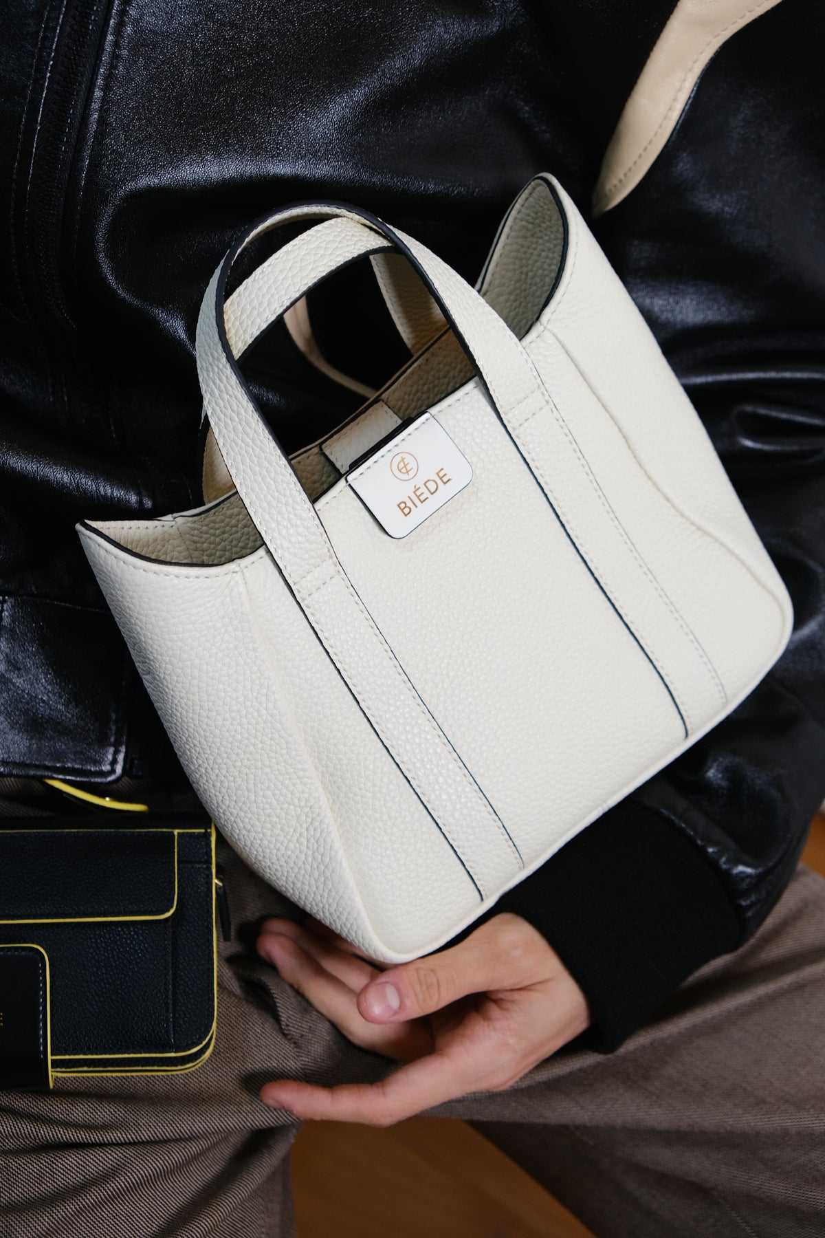 ELEMENT 23《NEKO》WHITE - BAG